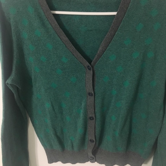 🌿3/$30🌿 cAbi button up cardigan - Picture 3 of 3